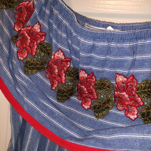 Off the shoulder blouse - Picture 5 of 5